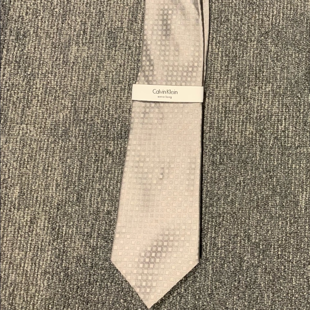 Men’s Silver Squares Calvin Klein Tie (XL - Extra Long)